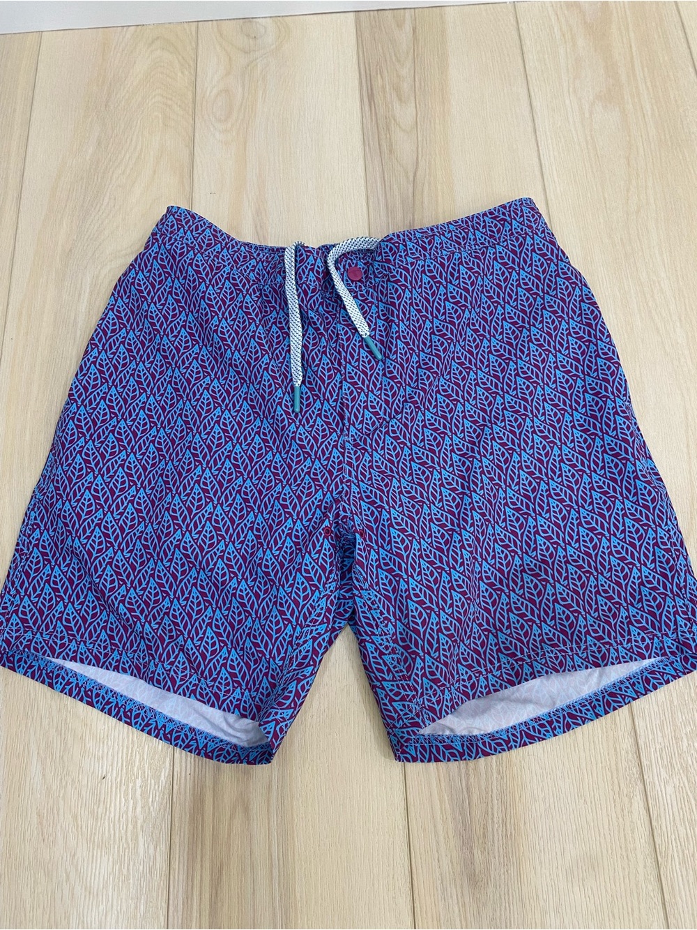 GenTeal Performance Swim Shorts Lined Zip Pocket Medium Purple Leaf Trunks